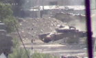 8QzHYqI.gif