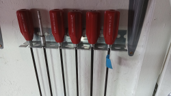 Cleaning Rod Rack-02.png