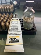 bolt grease.jpg