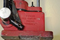 Lyman Turret Press side.JPG