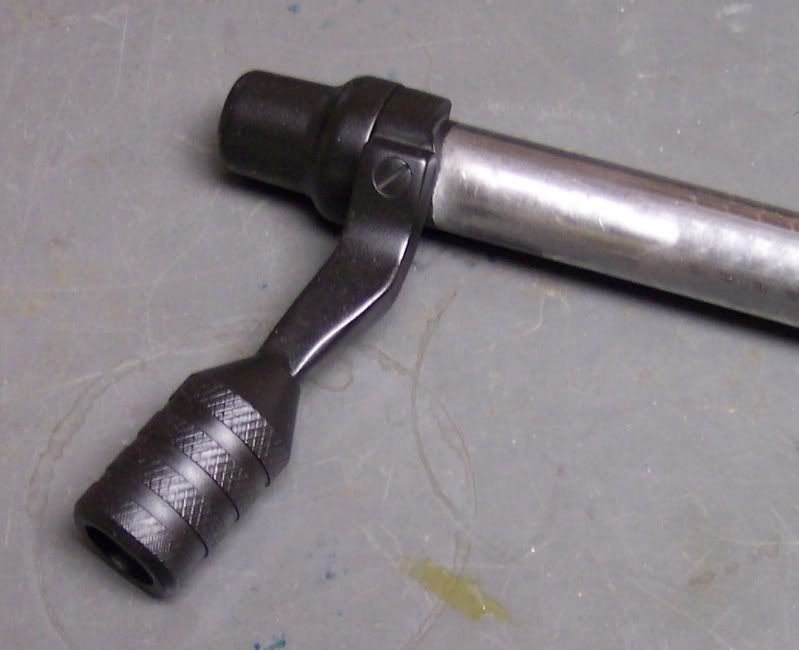 rem700bolt001.jpg
