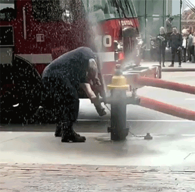 tumblr_pqn0axwv3Q1ry46hlo1_400.gif