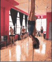 tumblr_m8xpt6KKYS1rrw3lso2_250.gif