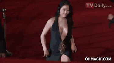 giphy.gif