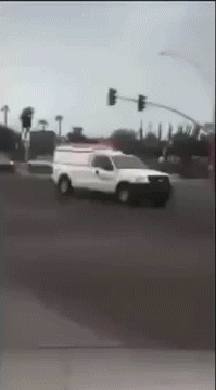 tumblr_nx6ogk78Nw1rc7zl1o1_250.gif