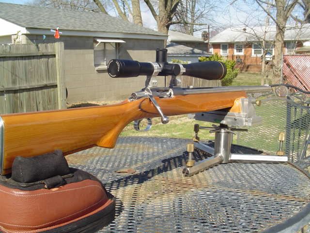 BatRiflesvga005.jpg